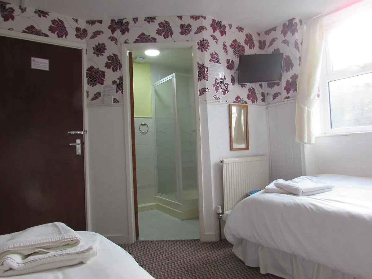 Rhoslyn Hotel Blackpool 2*,