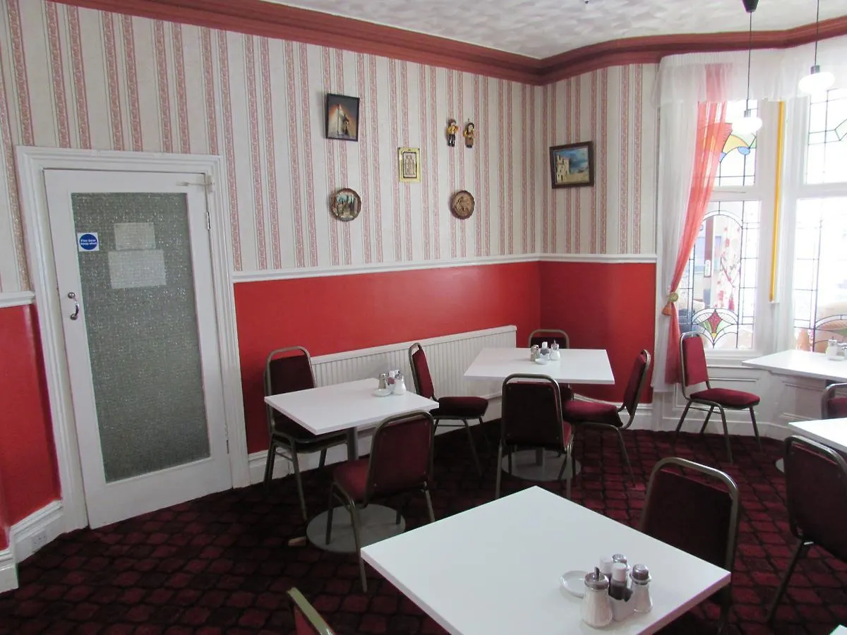 Rhoslyn Hotel Blackpool